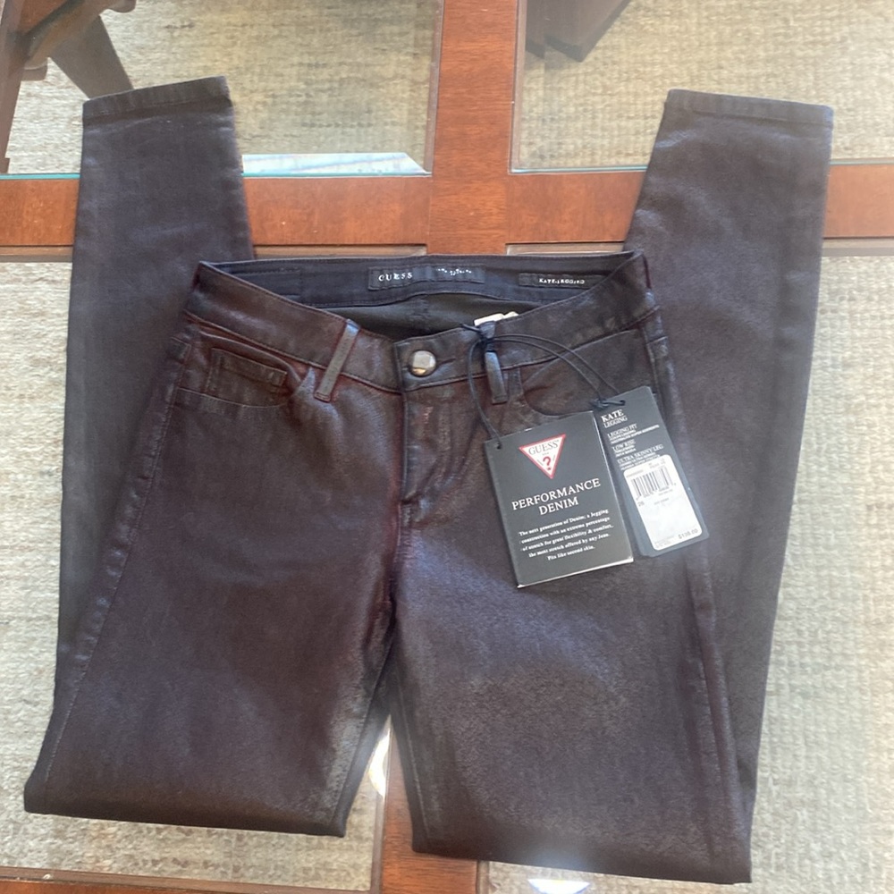 NWT Guess performance denim jagging second skin, extreme stretch pants NWT